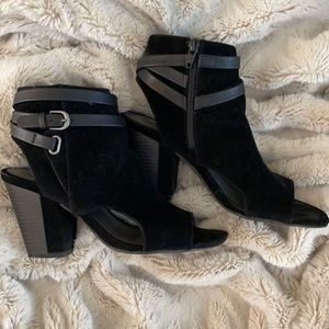 White Mountain Opentoed Ankle Boots